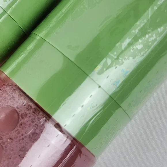 PIXI Makeup Fixing Mist with Rose Water & Green Tea - Picture 4 of 4